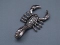 SREBRNY-SKORPION-NA LANCUSZEK-STAL-SZLACHETNA-316L-BOSTON-JEWELLERY.jpg