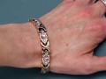 ZDROWOTNA-BRANSOLETKA-DAMSKA-MAGNETYCZNA-ROZOWE-ZLOTO-DUZA-MOC-BOSTON-JEWELLERY.jpg
